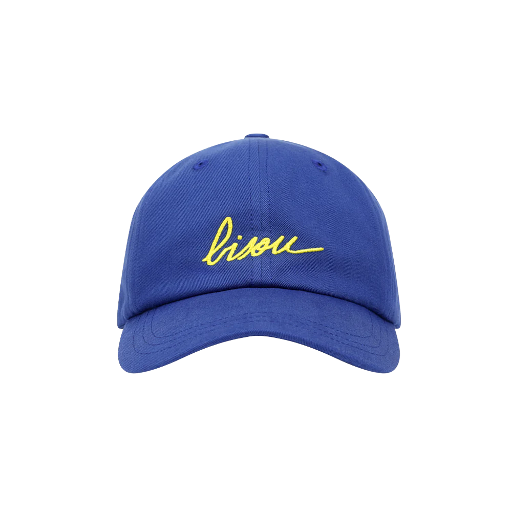 Casquette unisexe « Bisou » bleu foncé avec broderie jaune, réglable et fabriquée en coton, pour un style tendance et pratique.