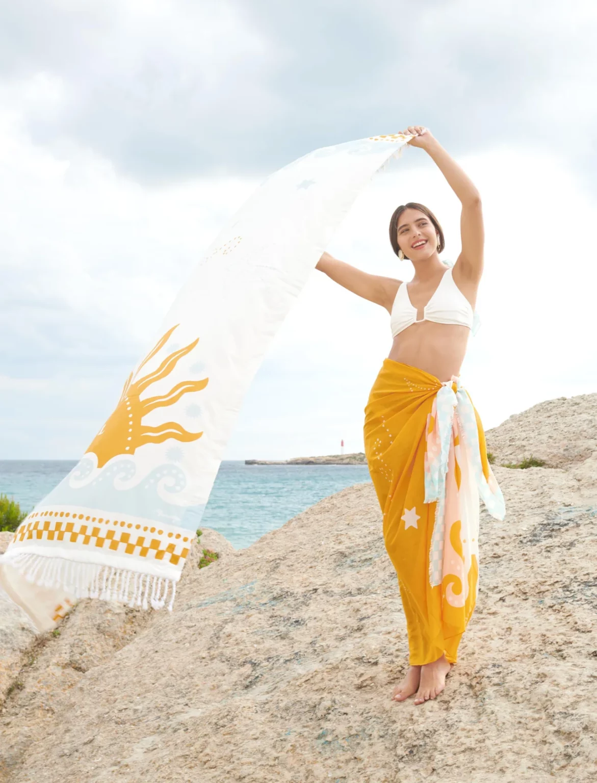 Fouta The Sun Blue Sky en coton - Accessoire de plage élégant