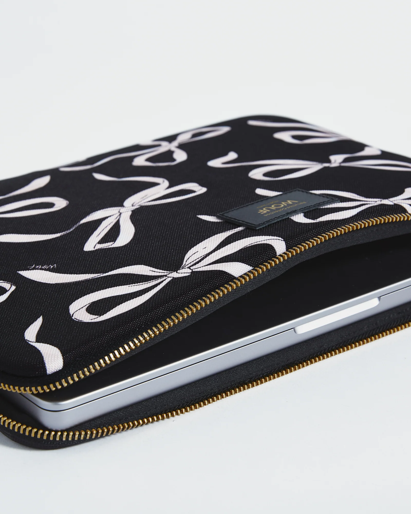 Pochette d’ordinateur CARLOTA 13 & 14 – Noir