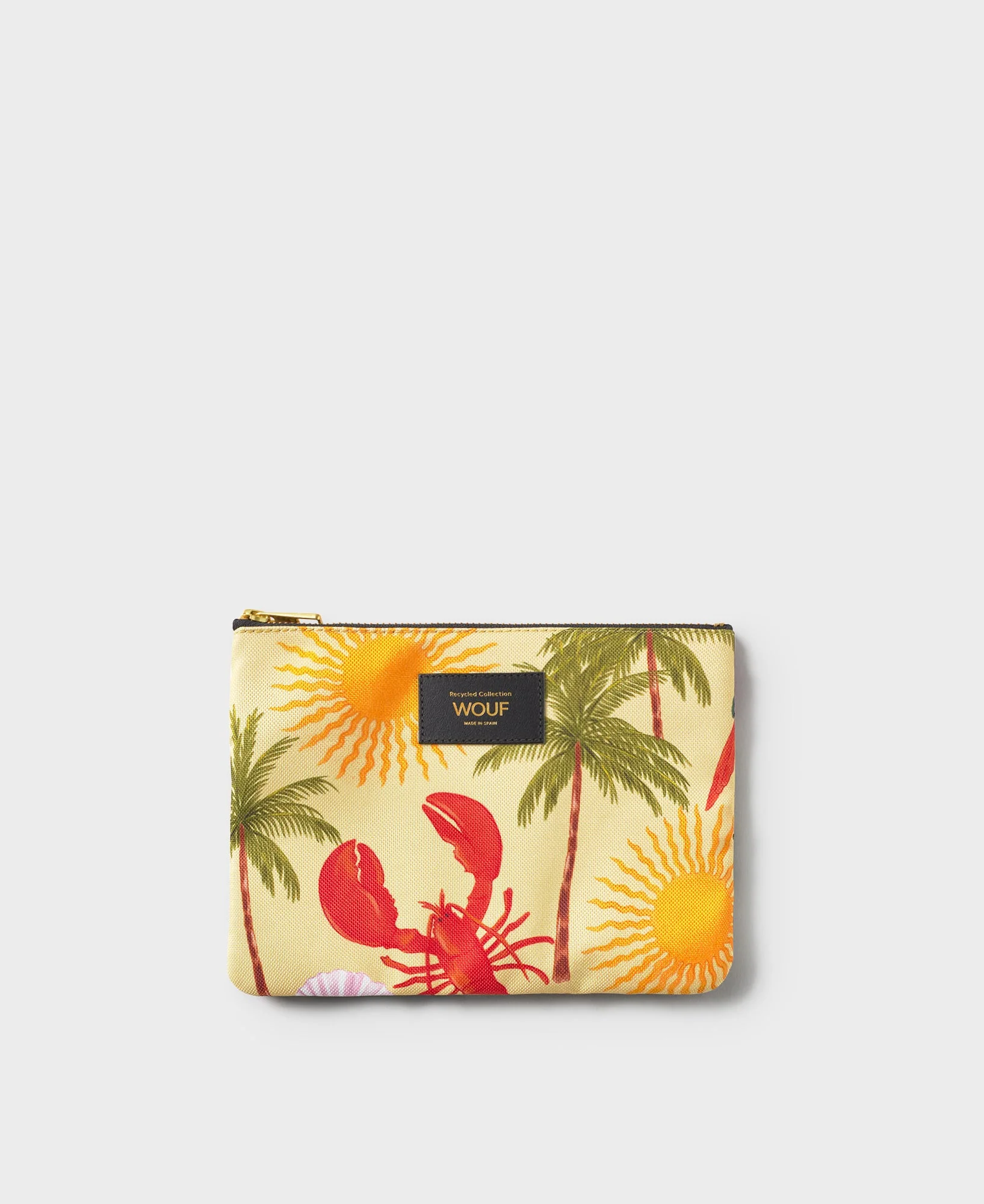 Pochette Rio noire en tissu recyclé avec fermeture éclair, parfaite pour organiser ses essentiels du quotidien avec style et durabilité.