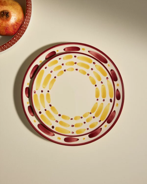 Assiette plate Aura Carmin 27 cm décorée à la main en céramique