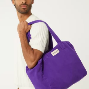 Sac 24h Célestins en sergé de coton Malibu Purple, avec poche intérieure zippée, idéal pour le quotidien ou un court week-end, confectionné en coton recyclé et organique.