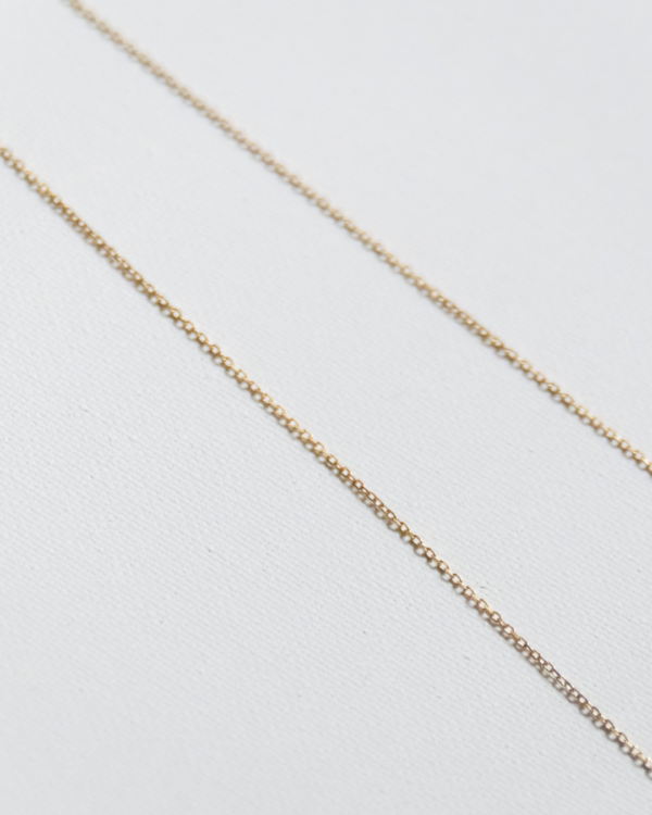 Chaîne fine en or 18 carats – 45 cm