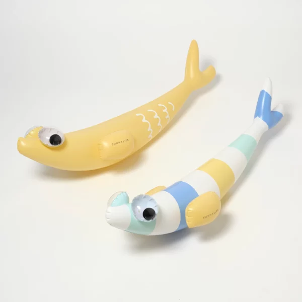 Duo de bouées gonflables en forme de poissons colorés, en PVC sans phtalates