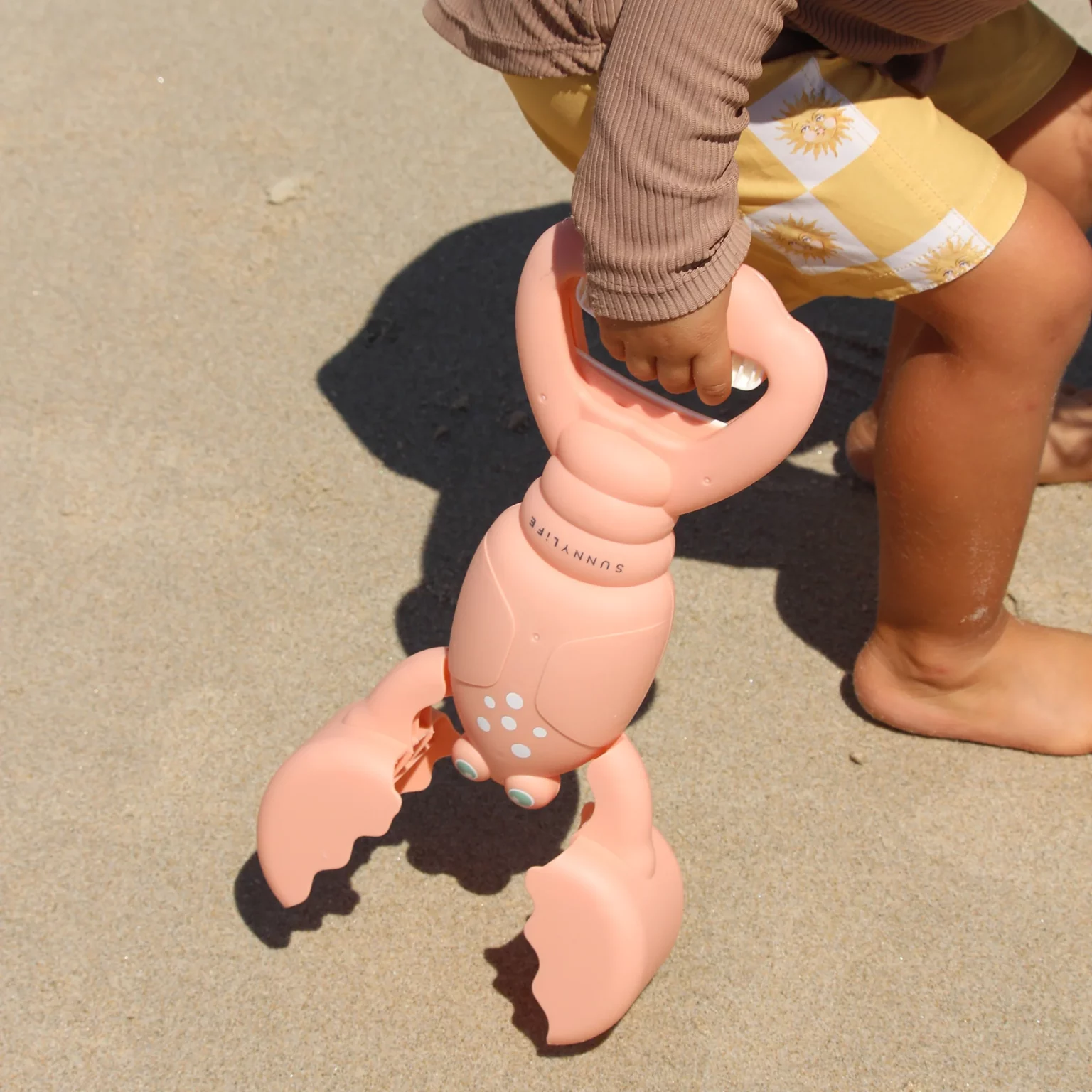 Jouet pince à sable en forme de homard corail, avec levier à ressort et poignées pour enfants