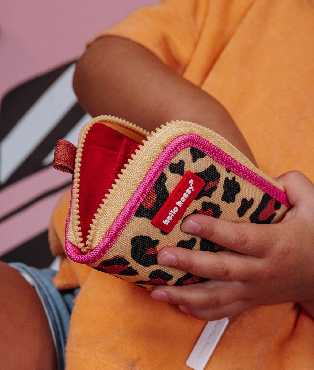 Porte-monnaie enfant imprimé léopard, tissu déperlant recyclé, avec fermeture zippée et double compartiment