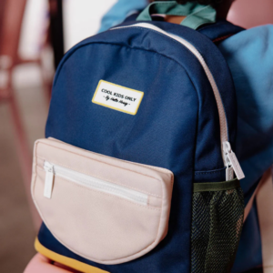 Sac Mini Dark Blue – Le cartable enfant stylé, léger et éco-responsable