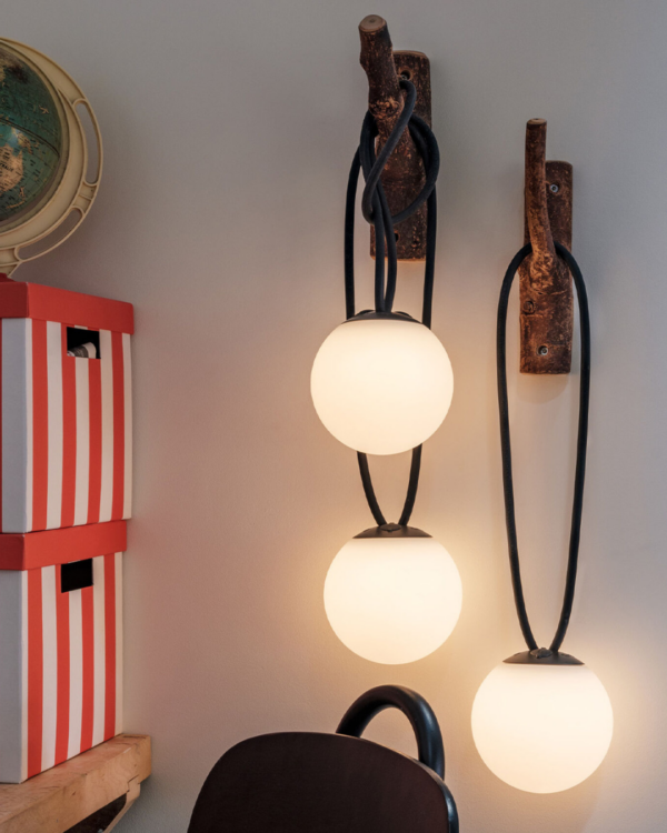 Petite lampe nomade LED Bolleke Mini de Fatboy suspendue