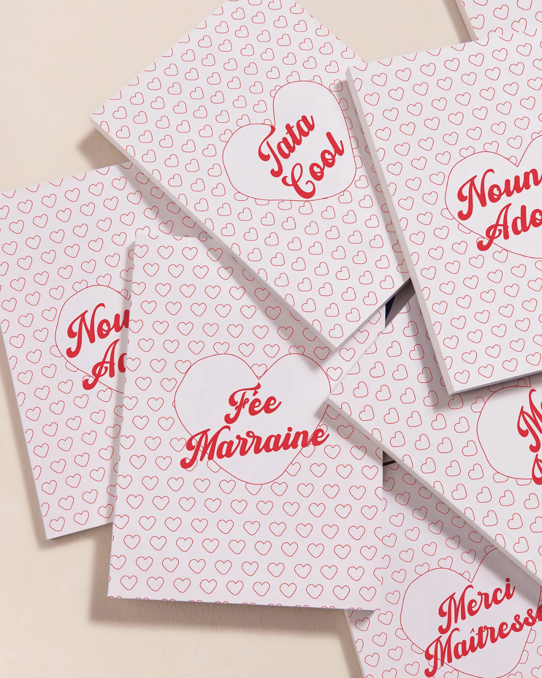 Carnet Merci Maîtresse – Cœurs Rouges | Cadeau original pour maîtresse, nounou ou marraine