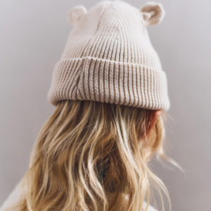 Bonnet beige en coton bio GINA pour bébé 6/9 mois avec petites oreilles mignonnes
