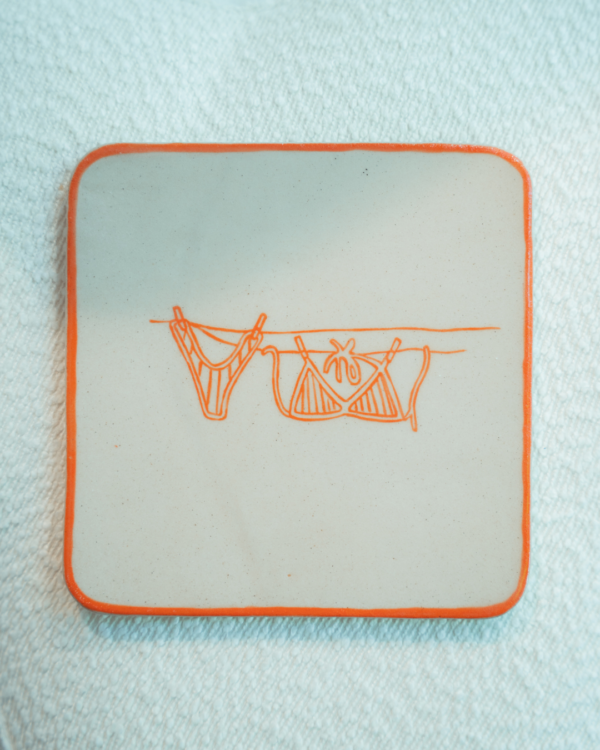 Dessous de Plat en Grès – Pièce Unique et Déco Pleine d’Audace