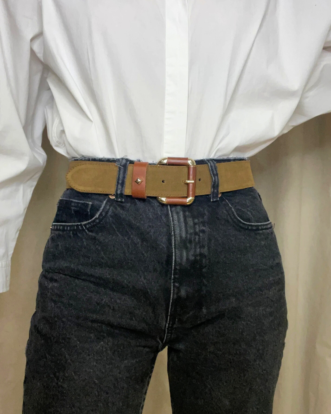 Ceinture en cuir velours Tobacco et vachette pleine fleur caramel avec boucle dorée – La Coulomb