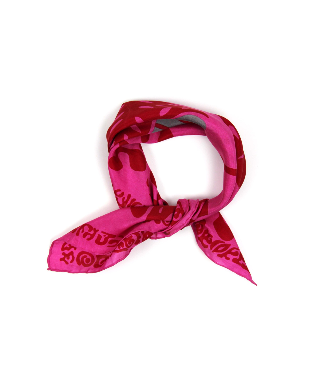 Mini foulard en soie Arum fuschia Les Belles Vagabondes, accessoire de mode élégant et polyvalent, dessiné en France et imprimé en Inde.