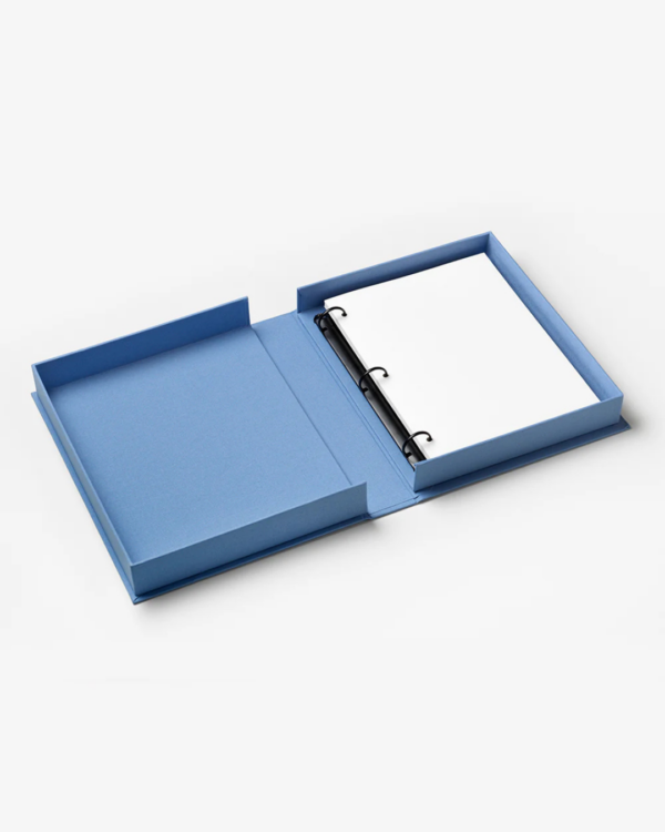 Album photo bleu ciel Moments that Matters the Most, couverture en tissu avec texte doré, 30 pages papier photo blanc.