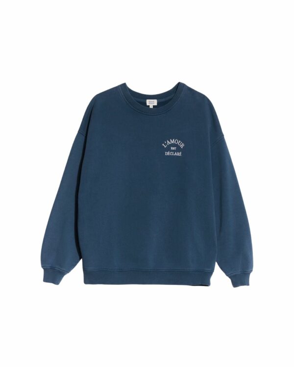 Sweat femme bleu L’Amour est déclaré en coton bio garment dye, signé émoi émoi.