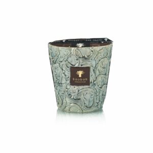 Bougie Baobab Brame Sylvanus Max 16 en céramique verte céladon et chocolat, décor bois de cerf, parfum bergamote, absinthe et patchouli d’Indonésie.