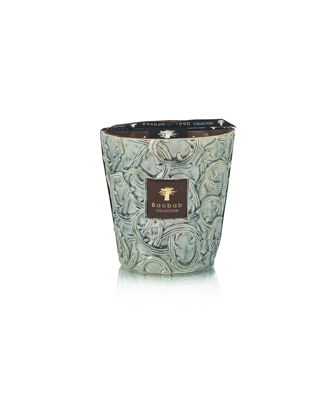 Bougie Baobab Brame Sylvanus Max 16 en céramique verte céladon et chocolat, décor bois de cerf, parfum bergamote, absinthe et patchouli d’Indonésie.