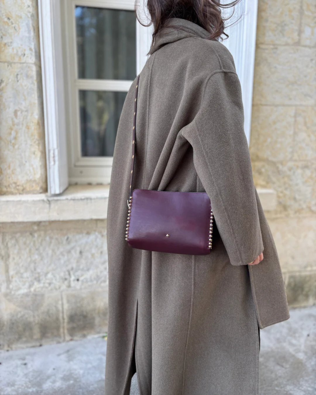 Sac Bea Rock Keller Bordeaux en cuir lisse porté croisé