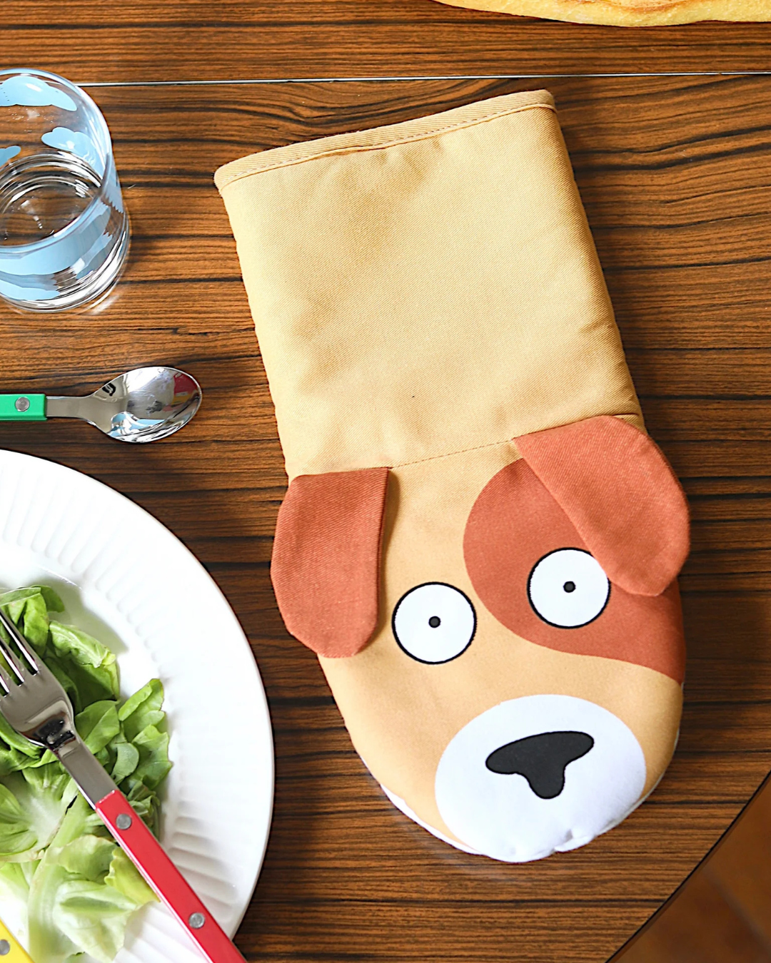 Gant de cuisine chien design Tiffany Cooper, accessoire de cuisine ludique