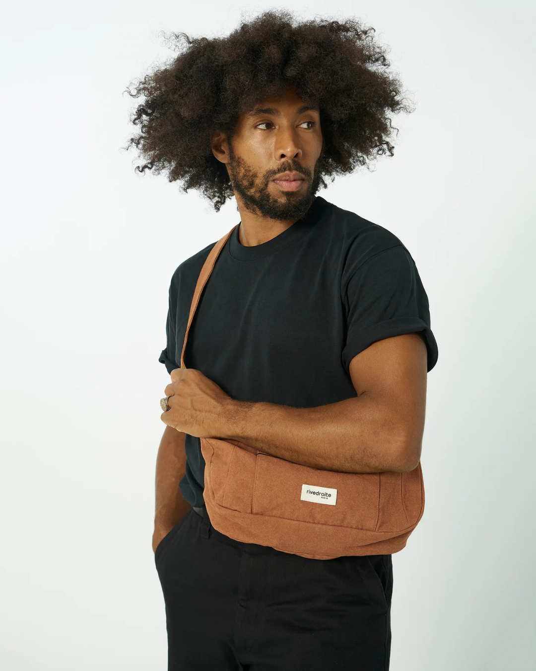 Sac à main Charlot XS en coton recyclé, format extra plat, porté épaule ou crossbody