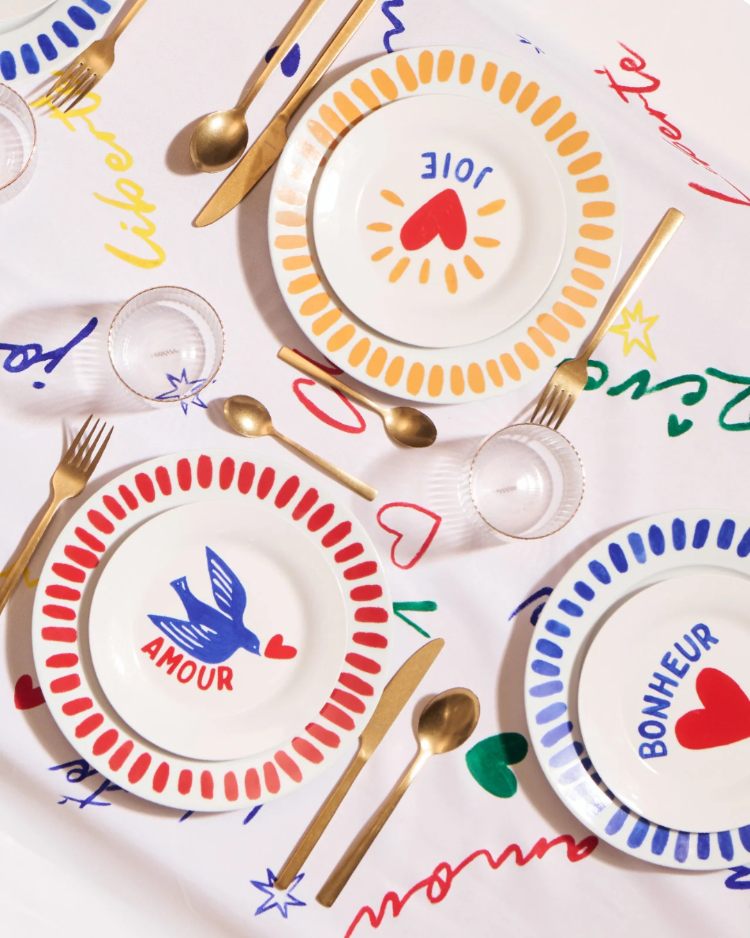 Assiette porcelaine motif amour coloré émoi émoi table festive