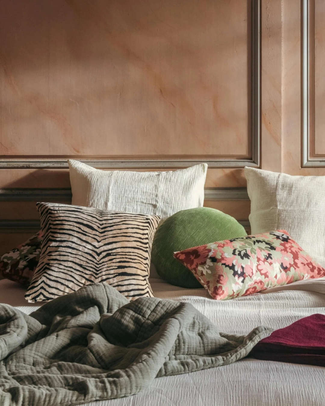 Coussin Carino velours motif tigre 45x45 cm