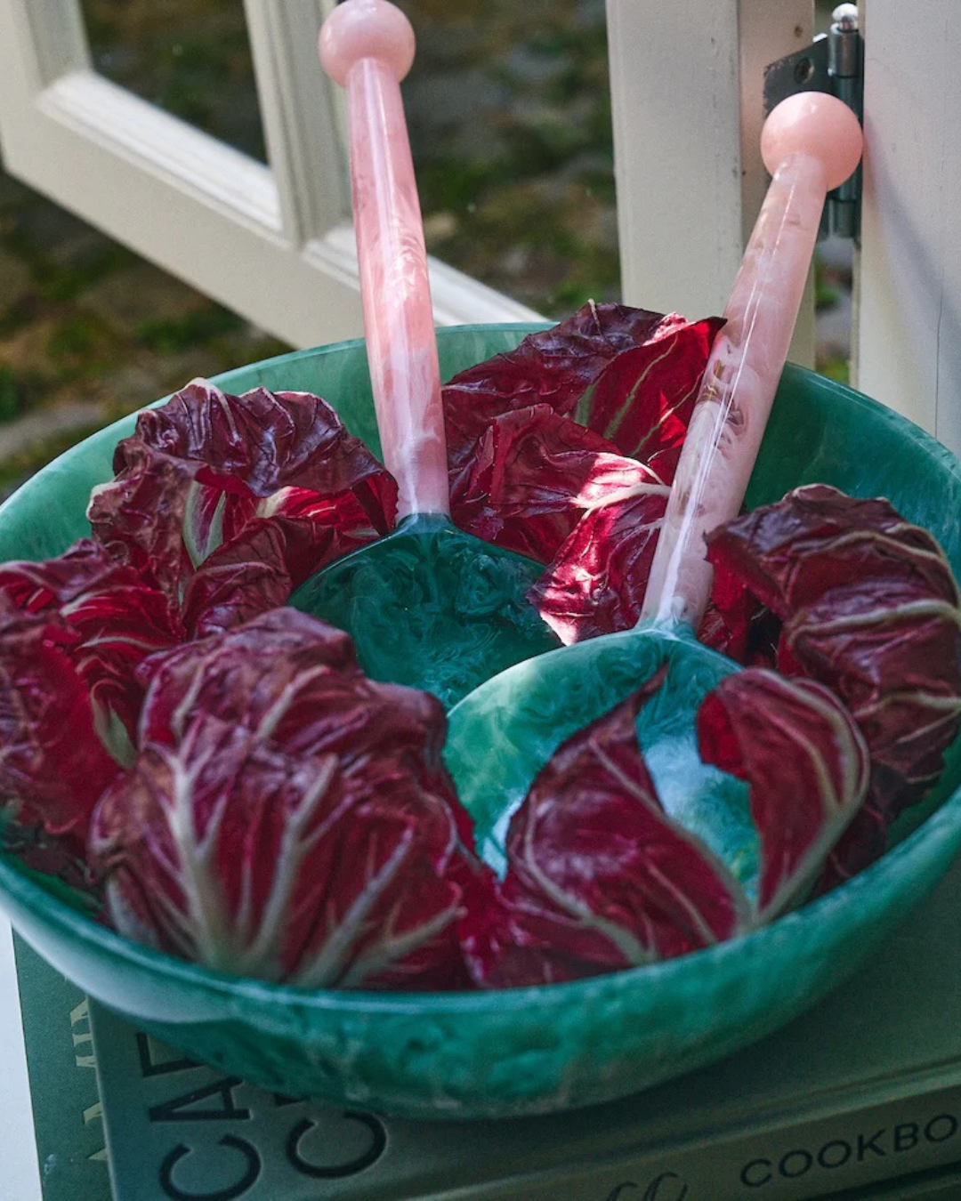 Grand saladier vert menthe design table moderne