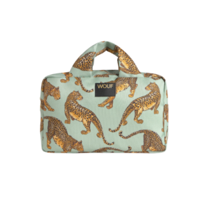 Grande trousse de toilette Emerald Leopard en polyester recyclé motif léopard vert