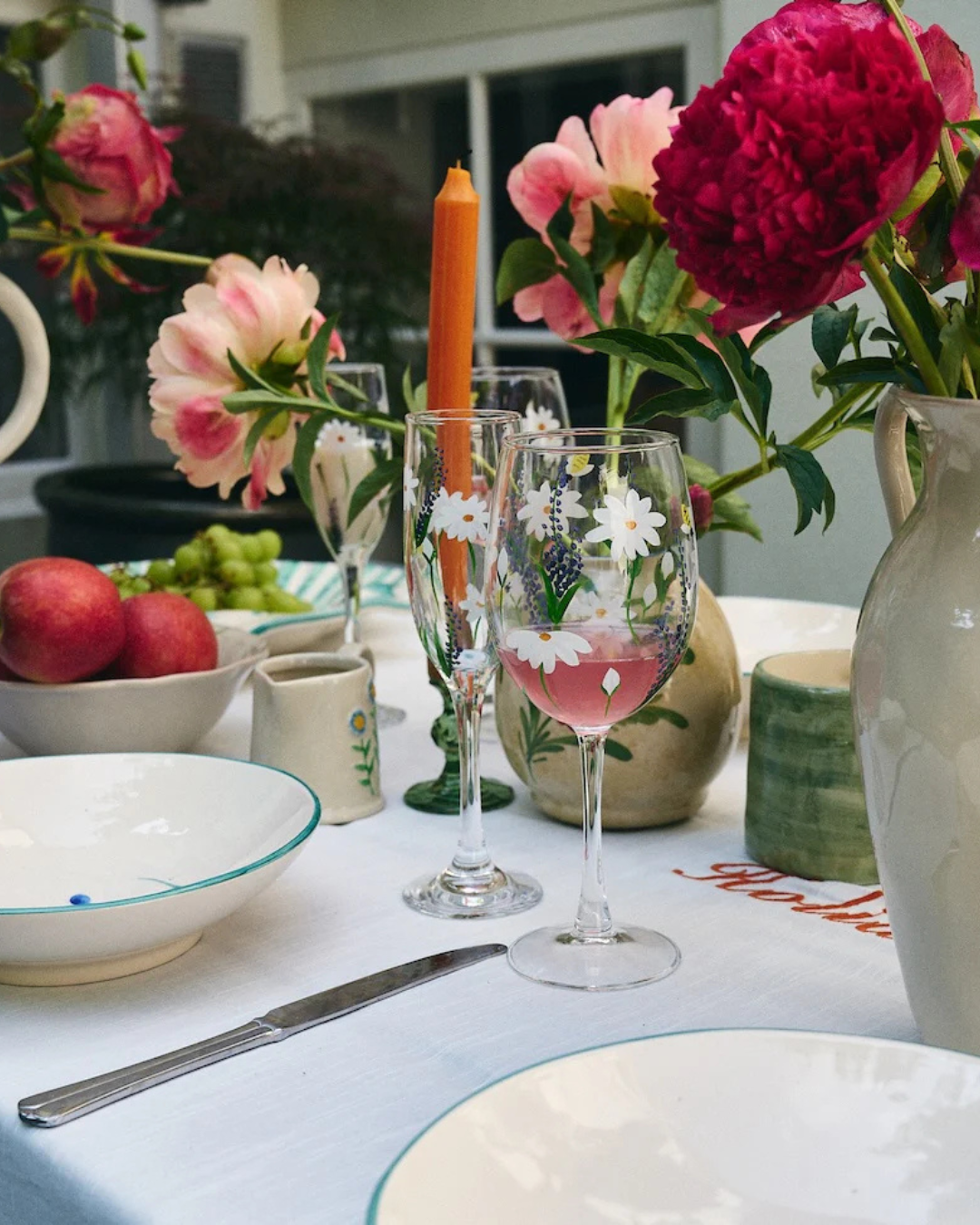 Flûtes à champagne peintes à la main fleurs et abeilles – set Springtime Toast