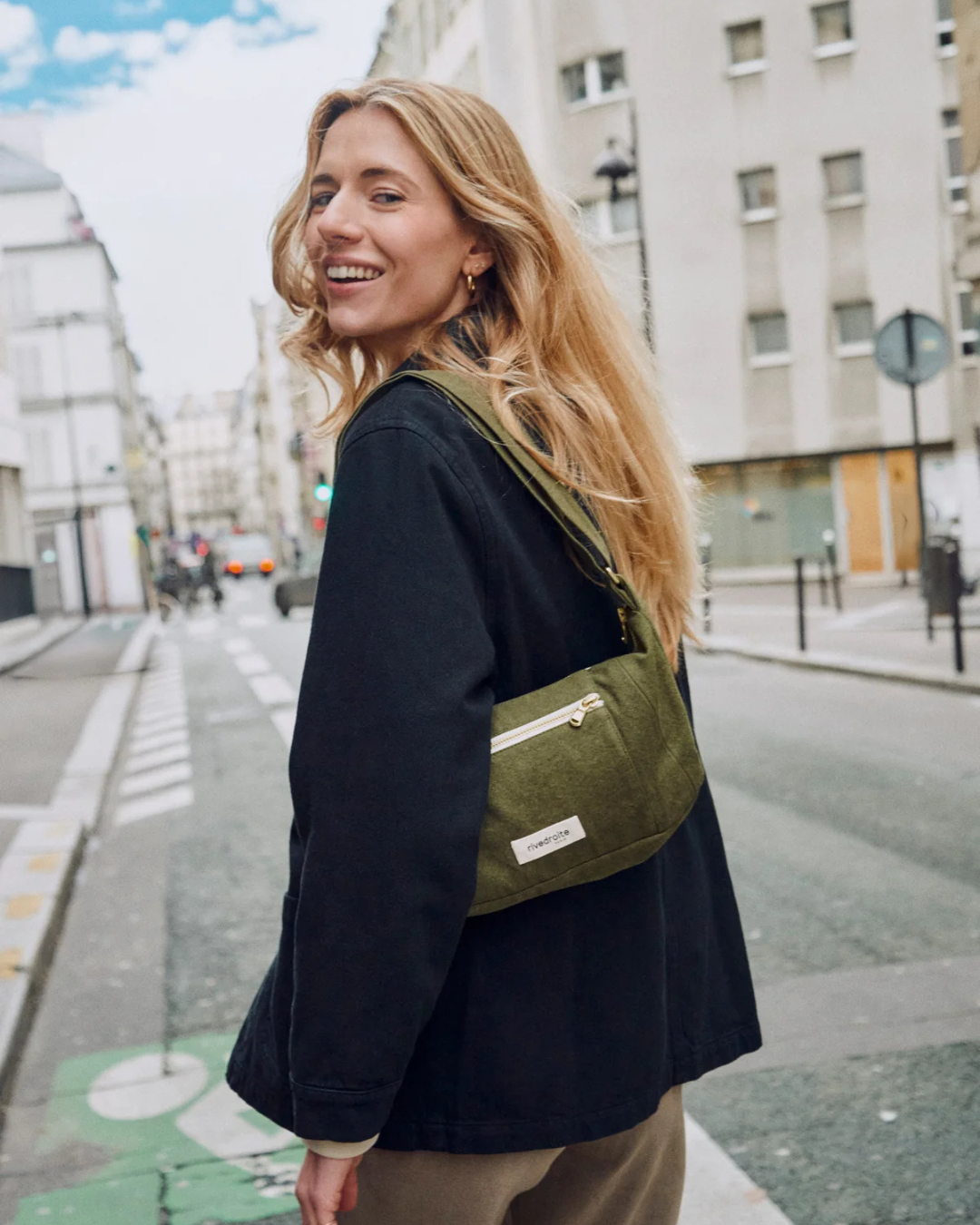 Sac XS Charlot kaki compact avec bandoulière ajustable