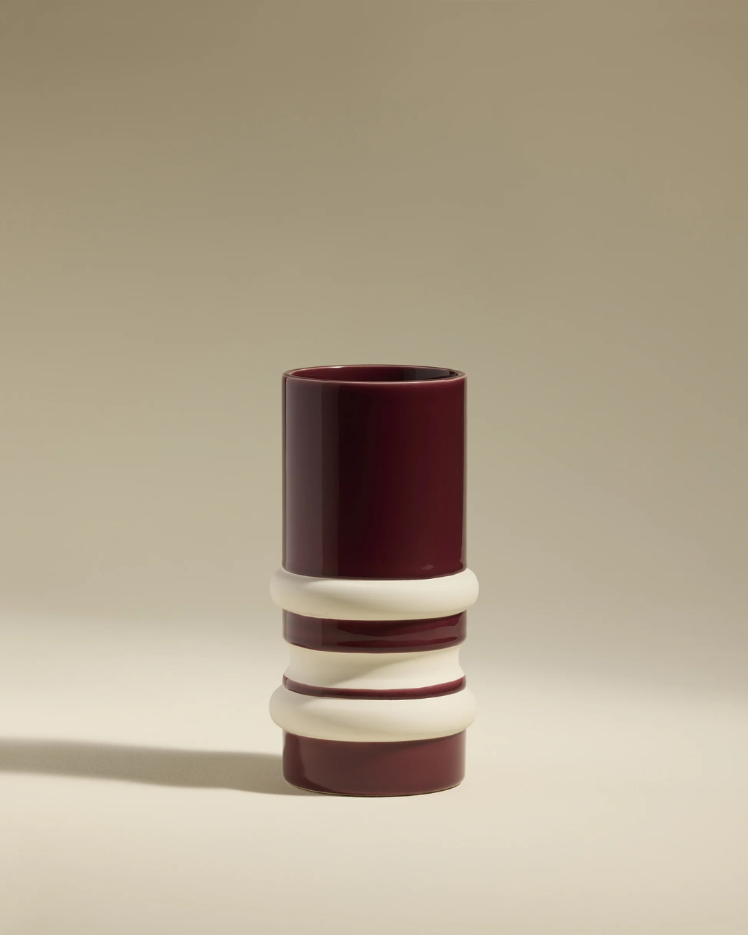 Vase Aquarius rose et aubépine en céramique émaillée brillante