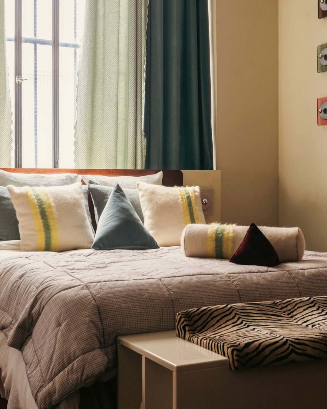 Coussin en velours lisse 100% coton fabriqué en France