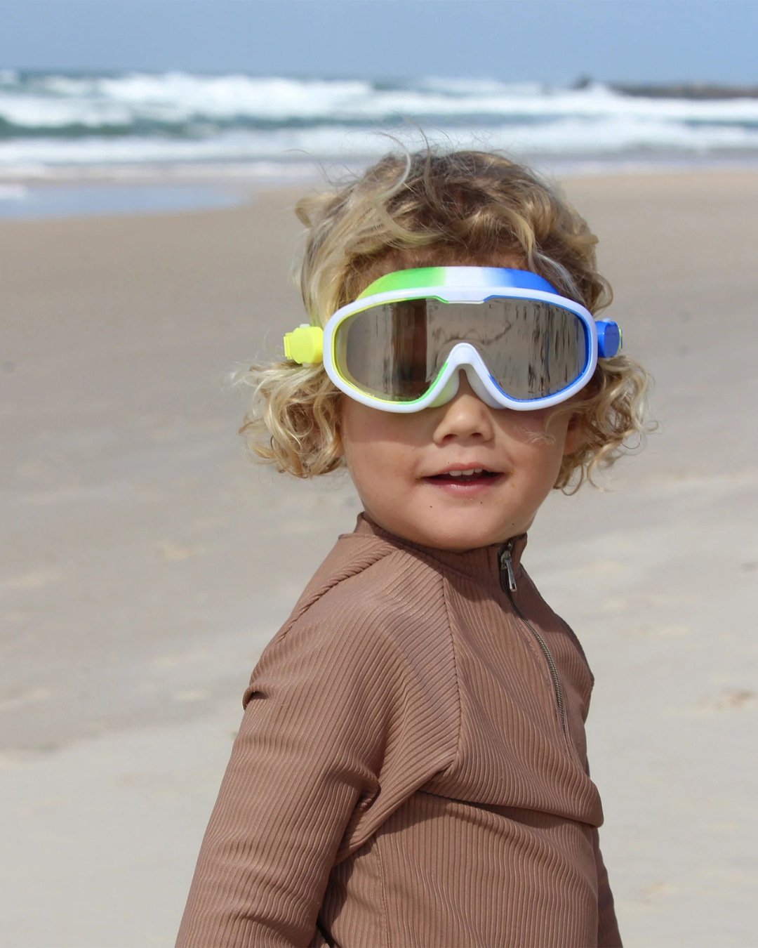 Masque de natation enfant avec verres miroir anti-buée et sangle ajustable pour piscine et snorkeling