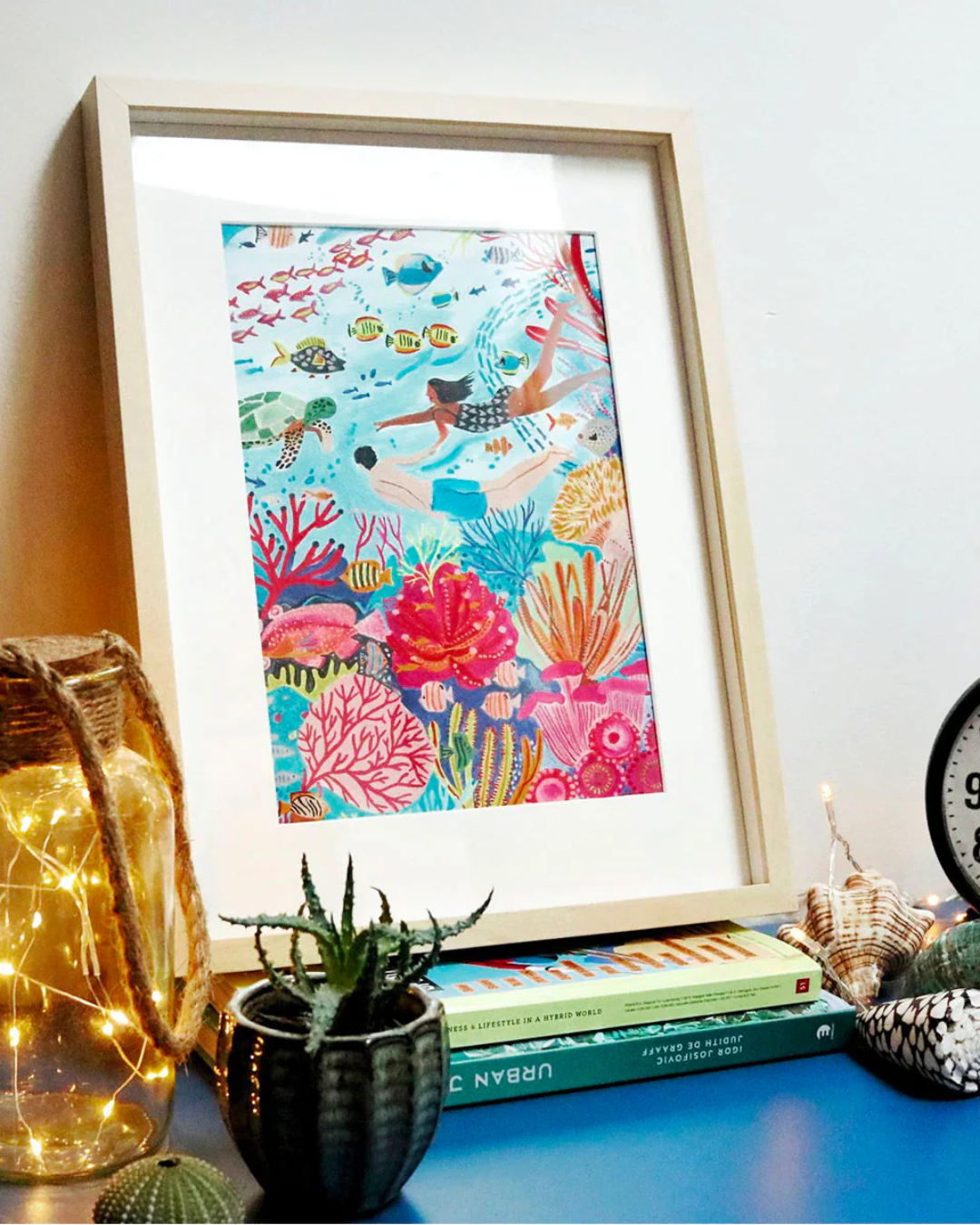 Coffret peinture au numéro Coral Reef illustré par l'artiste Miranda Sofroniou.