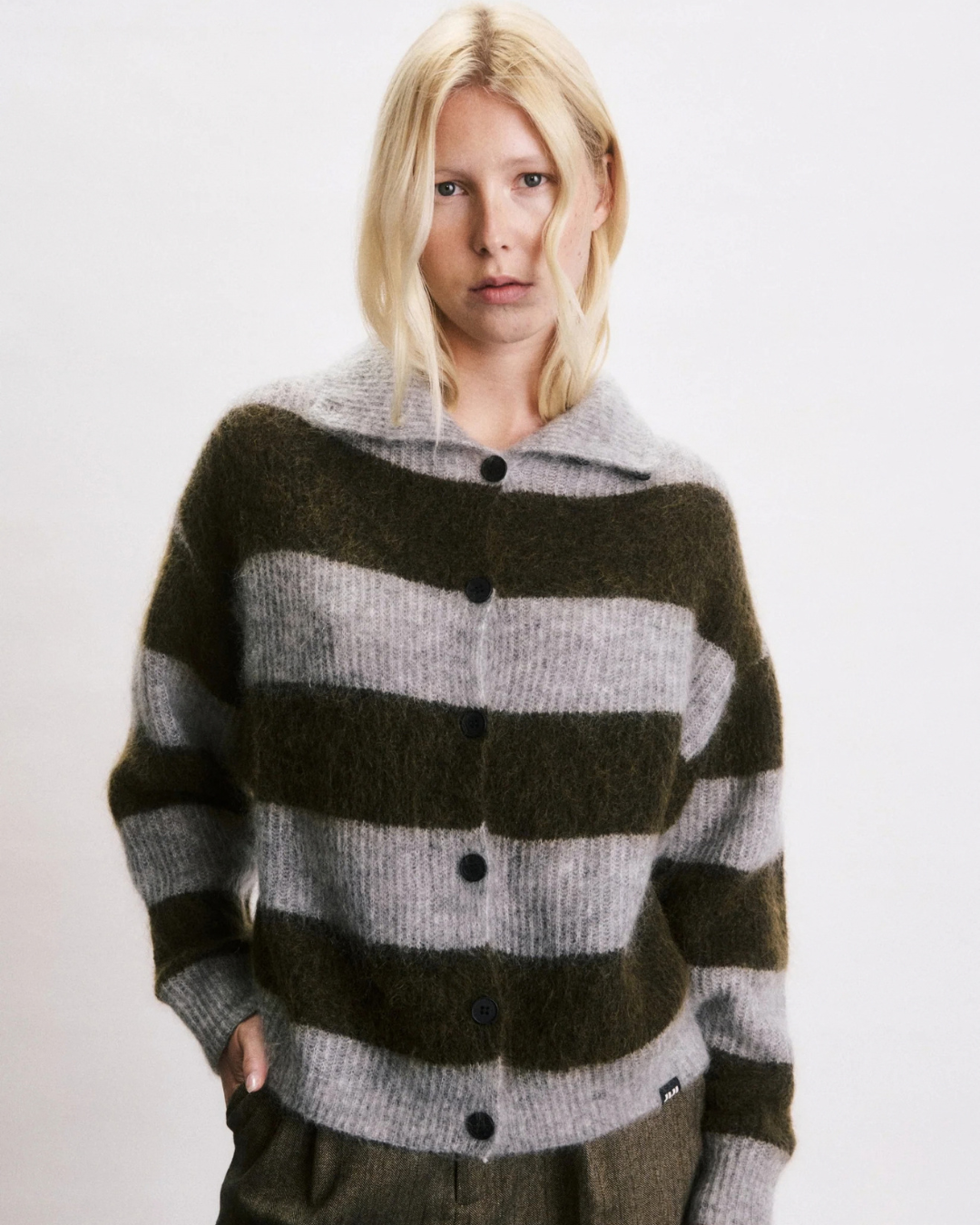 Cardigan Josh kaki femme oversize à rayures