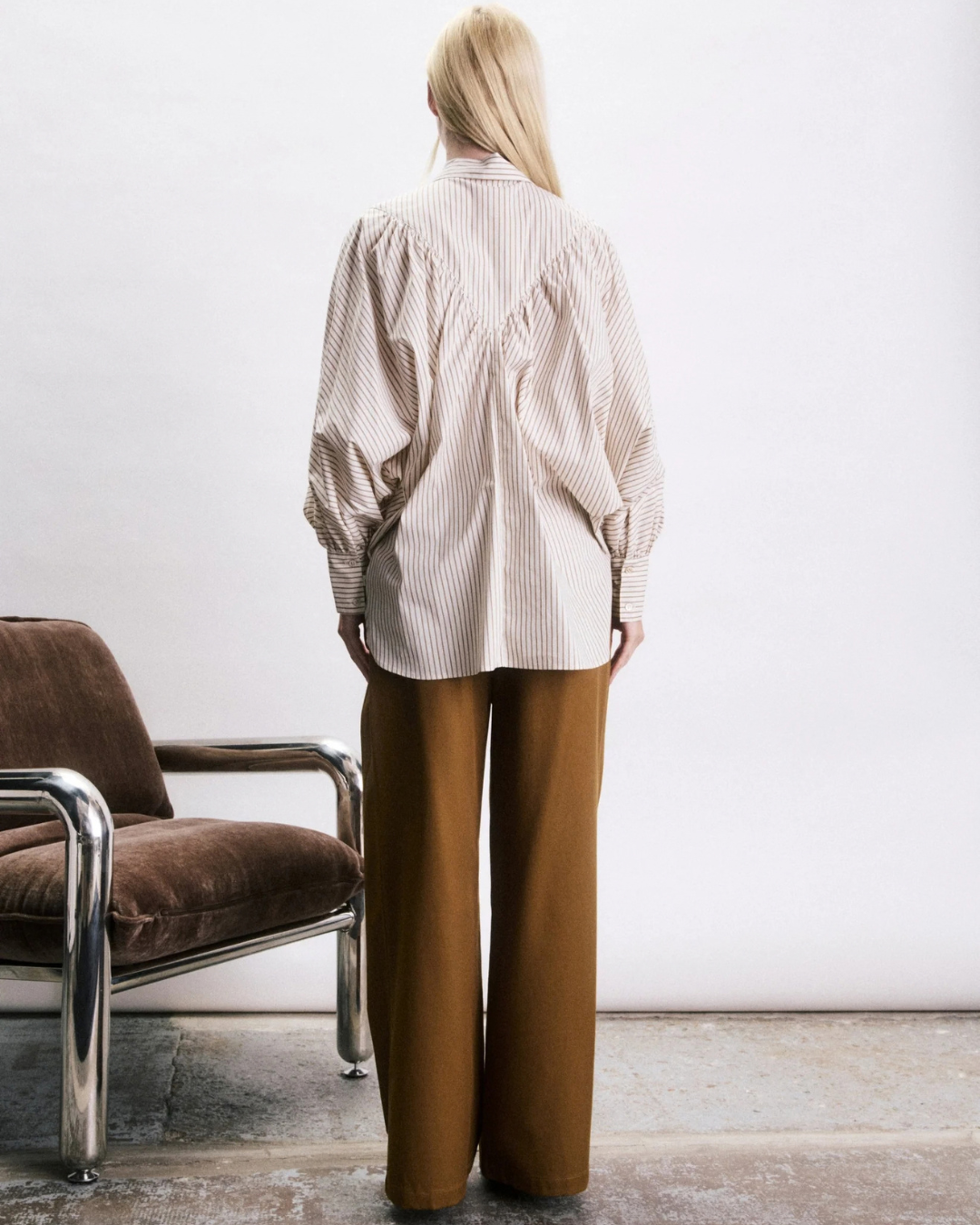 Chemise Drake crème femme oversize à fines rayures