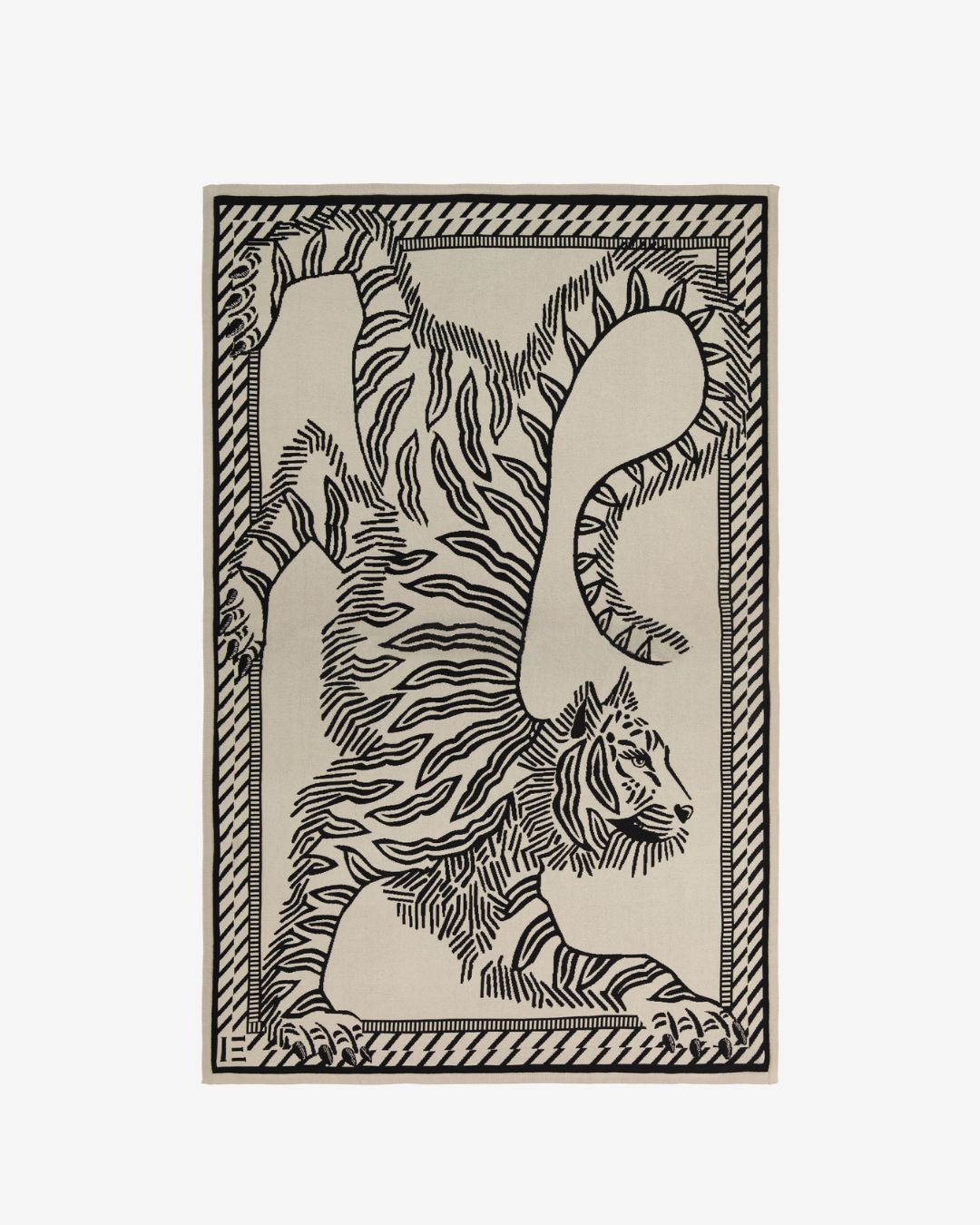 Plaid Mantra Naturel Inoui Editions en 100 % coton de 130 × 190 cm avec motif tigres jacquard tissé.